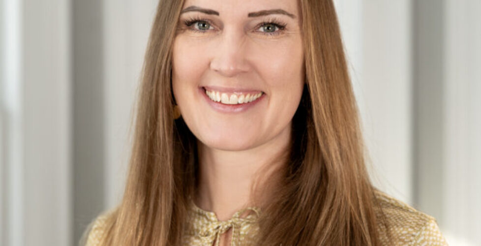 Headshot - Jenny Verdugo